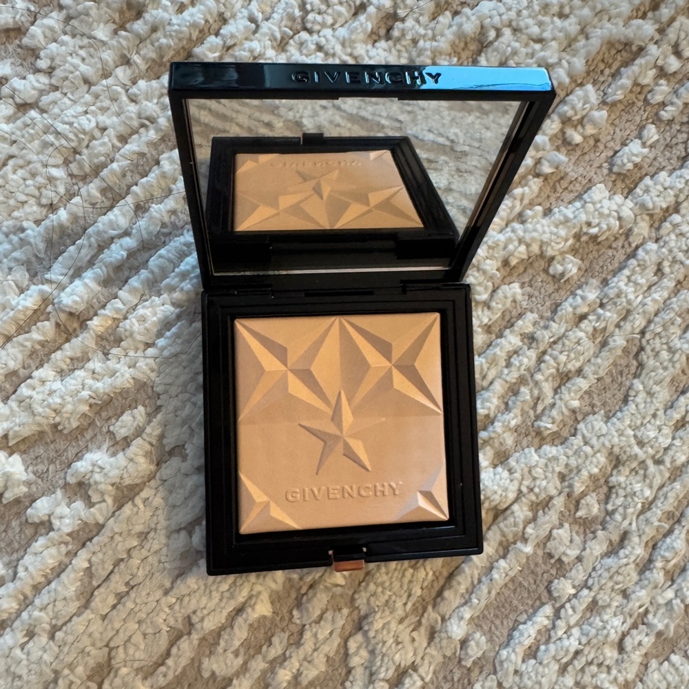 New Givenchy Poudre Bonne Mine Face Powder Glow Bronzer # Le Saisons